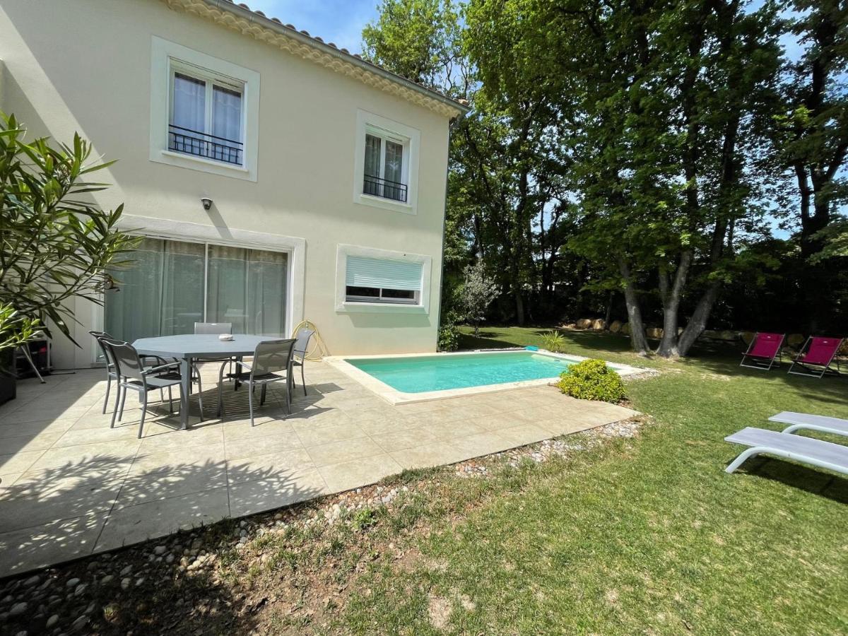 Les Jardins Du Castelas - Piscines, Jardins Et Spas Privatifs Uchaux Esterno foto