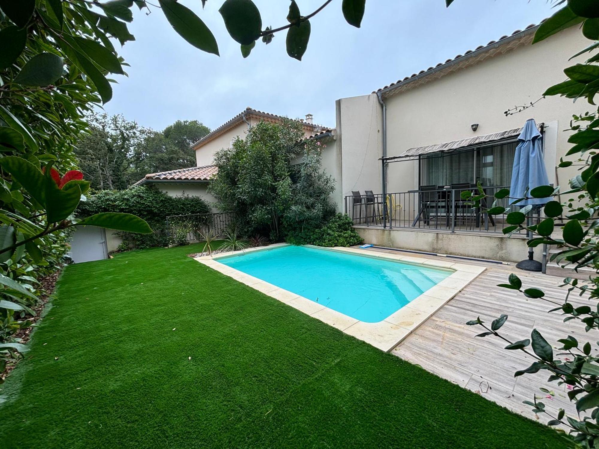 Les Jardins Du Castelas - Piscines, Jardins Et Spas Privatifs Uchaux Esterno foto