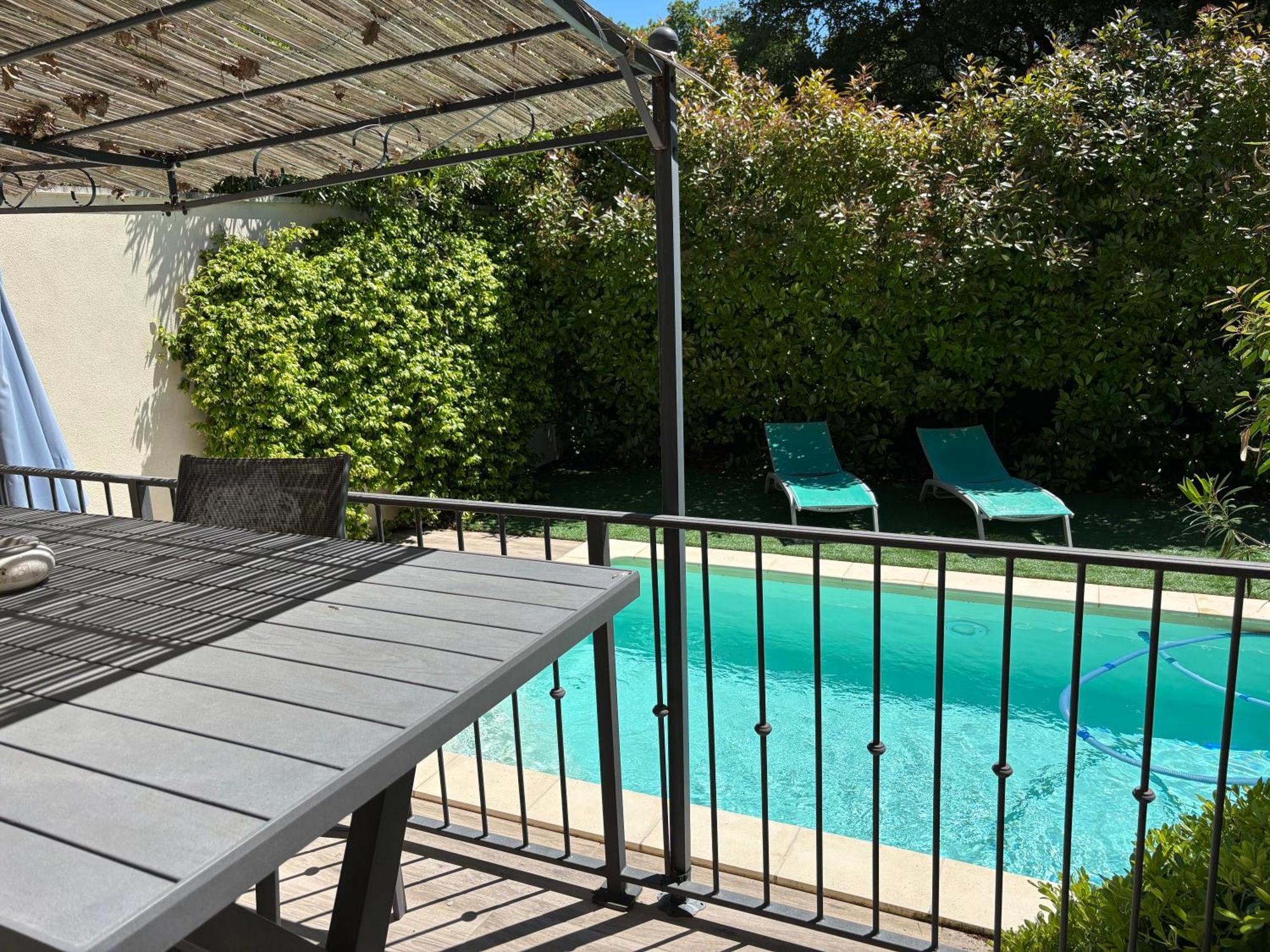 Les Jardins Du Castelas - Piscines, Jardins Et Spas Privatifs Uchaux Esterno foto