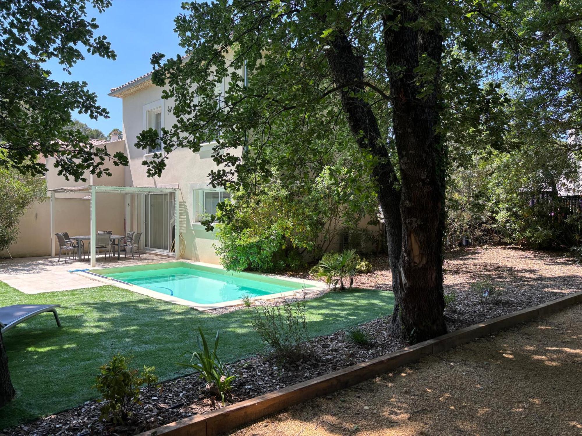 Les Jardins Du Castelas - Piscines, Jardins Et Spas Privatifs Uchaux Esterno foto
