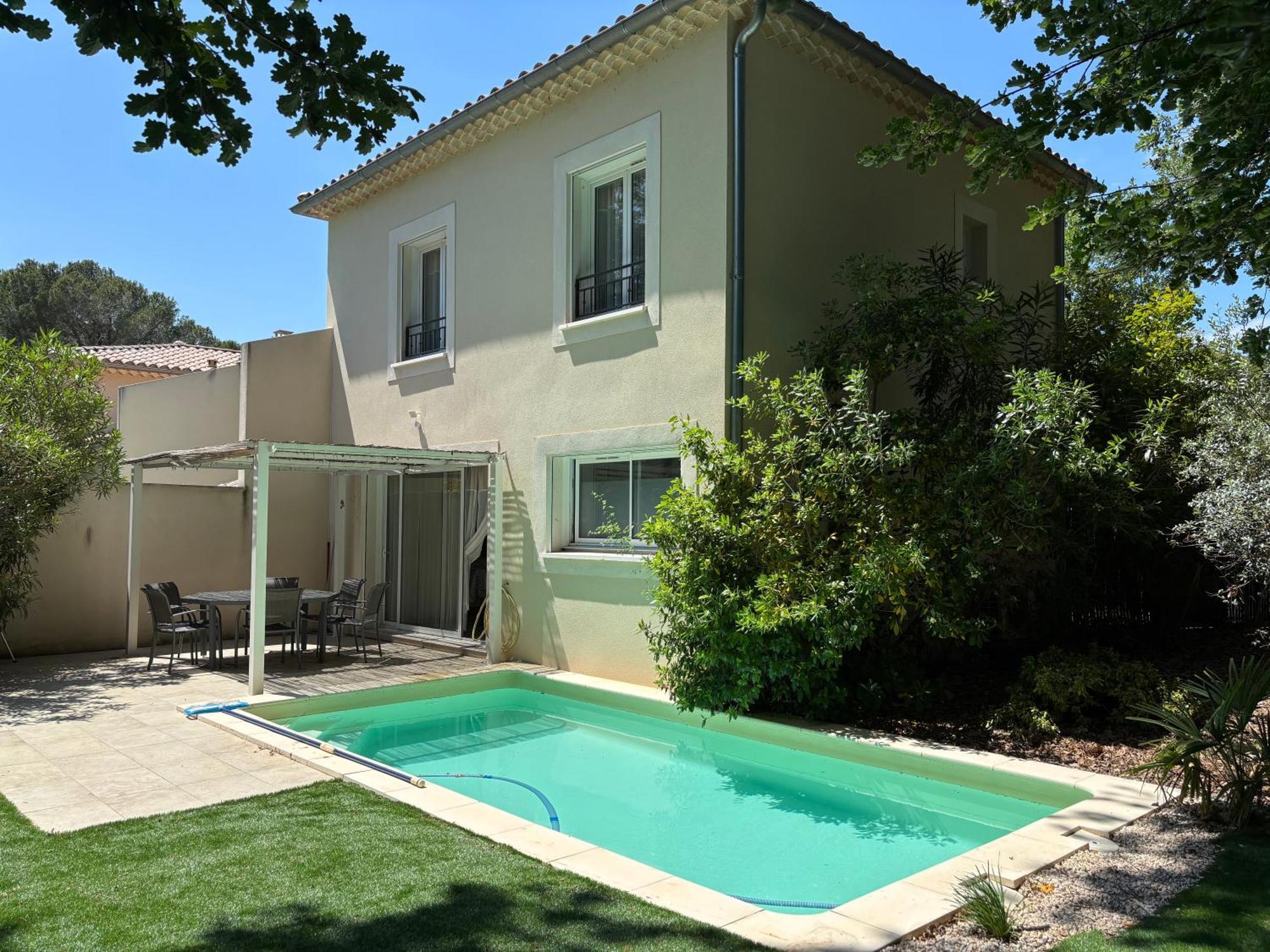 Les Jardins Du Castelas - Piscines, Jardins Et Spas Privatifs Uchaux Esterno foto